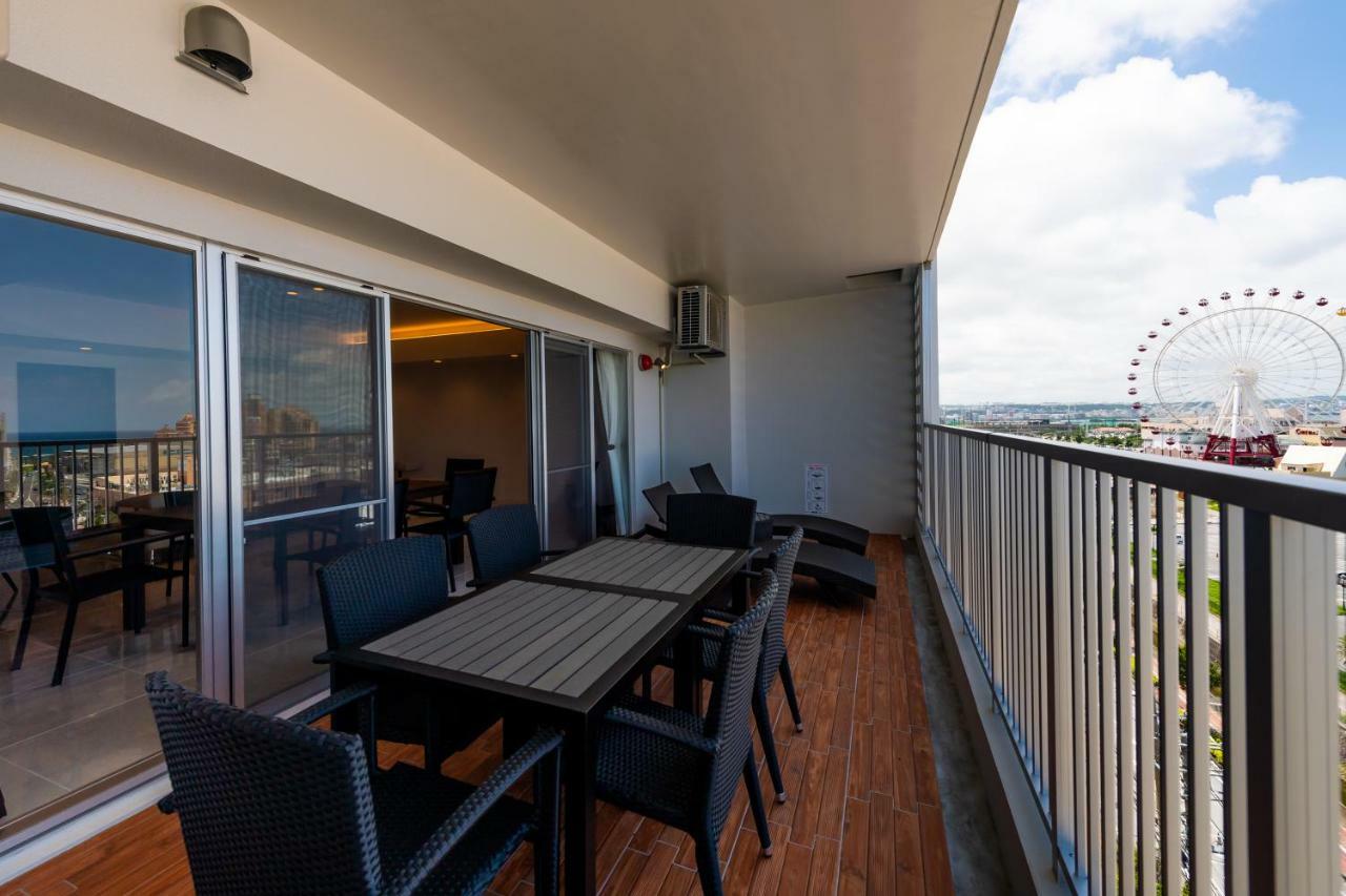 Condo Royal Ryu Kyu Chatan Exterior photo